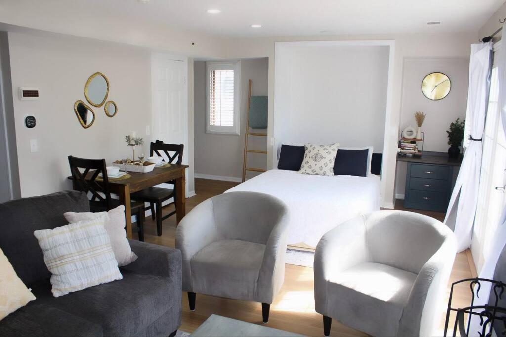 Cozy French Style Villa- 3 Bed-Casino-Pools-Jacuzzi Norwich Esterno foto